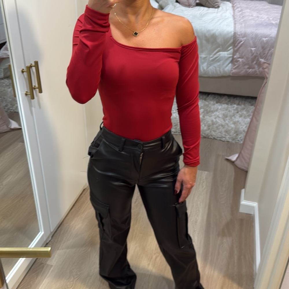 Abercrombie & Fitch - Red One Off the Shoulder Thong Bodysuit